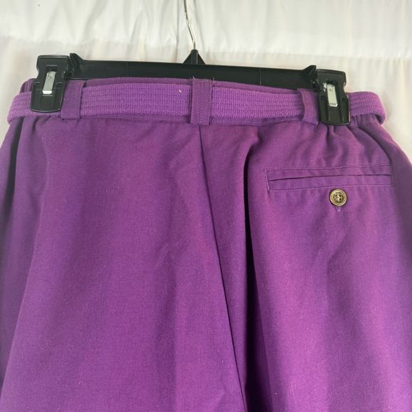 Vintage Karen Scott Purple High Waisted Mom
Shorts with Matching Belt - Picture 5 of 14